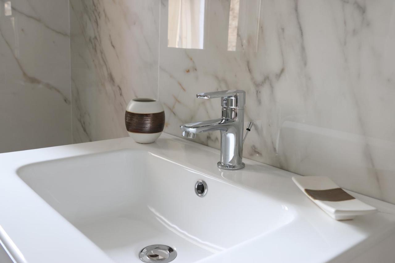 Il Borgo Civ.15 Hotel Paola Ngoại thất bức ảnh
