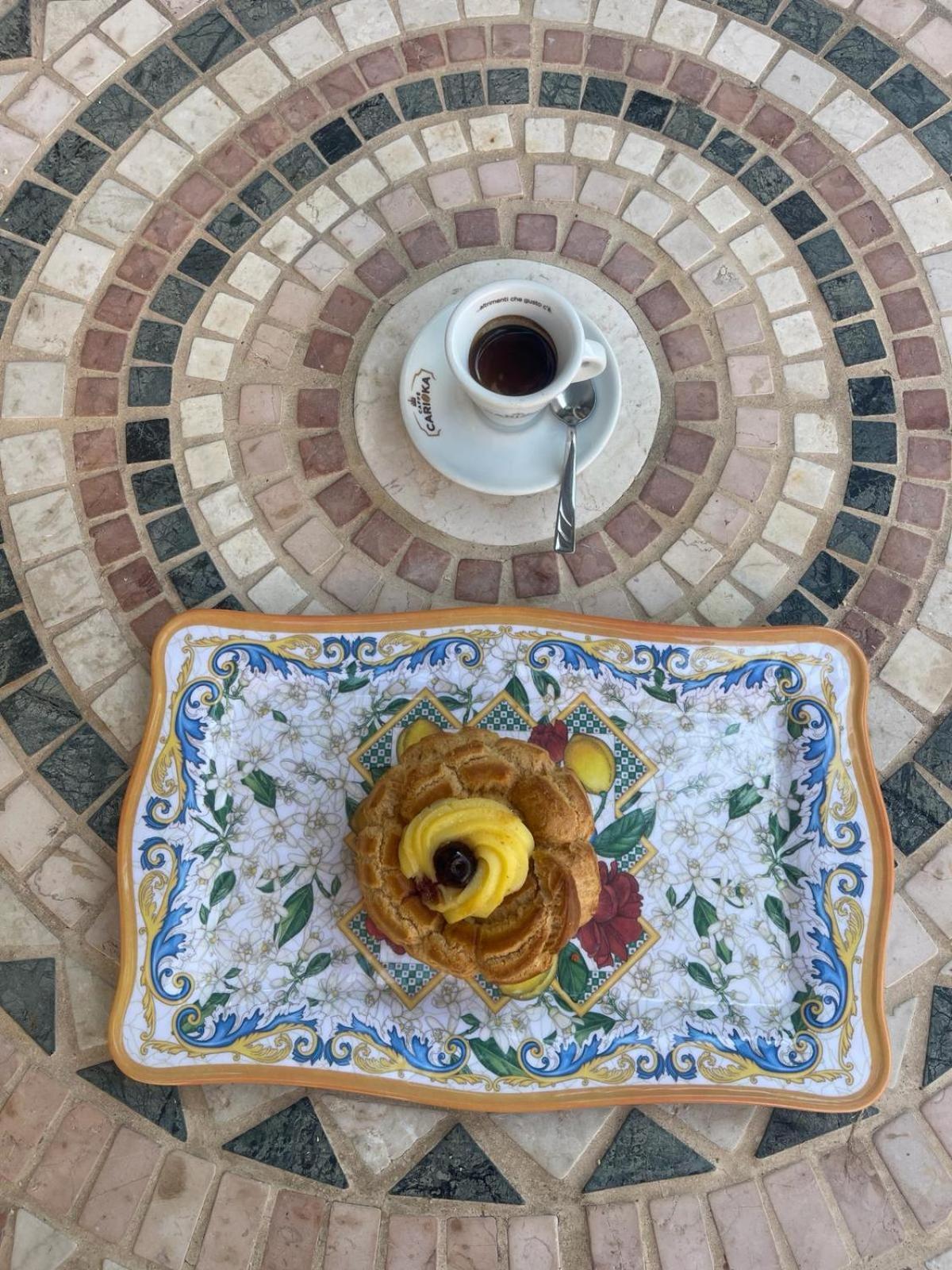 Il Borgo Civ.15 Hotel Paola Ngoại thất bức ảnh
